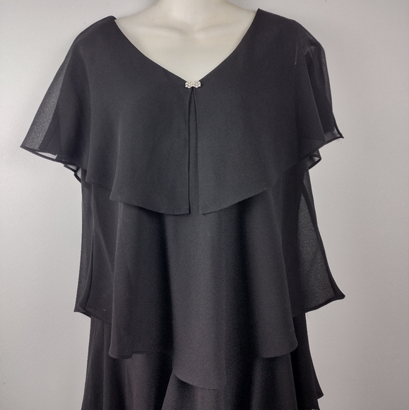 Tiered Capelet Dress - Picture 8 of 10